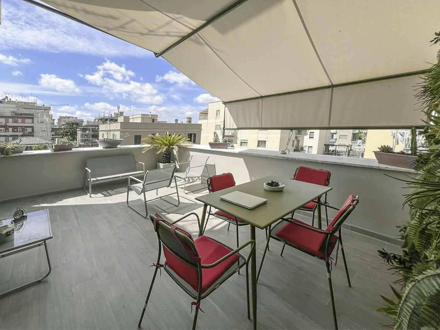 Appartement Attico Urbano Terrazza Su Roma Metro A Cornelia Extérieur photo